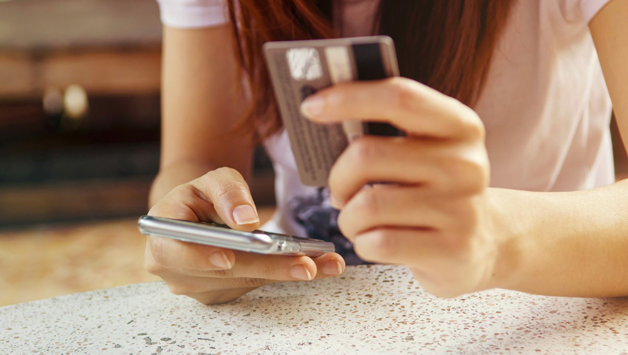 Addebito sulla carta di credito: quando avviene e come funziona?